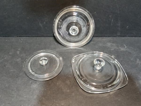 3 Pyrex lids