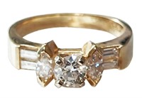 LADYS DIAMOND SOLITAIRE 14KT RING, SET W/ DIAMONDS