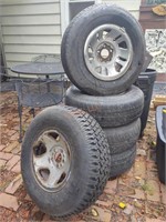 5 wheels and tires 225/70r15 4 matching