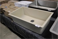 Composite farmhouse sink