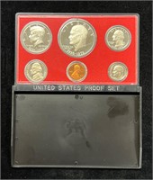 1979 US Poof Set in Box
