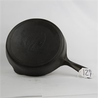 MARTIN STOVE & RANGE HAMBURGER LOGO #8 SKILLET