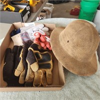 Gloves & Safari Pith Hat