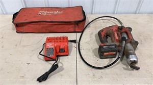 M18 Cordless Milwaukee Grease Gun w/ Charger