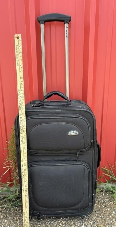 Samsonite Carry On Bag w/ Casters & Pull Handle