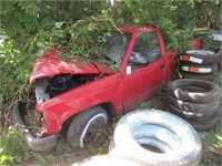 Red Chevy 1500 W/T pickup truck with motor and