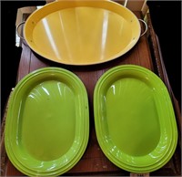 Set of 3 Platters (metal & plastic)
