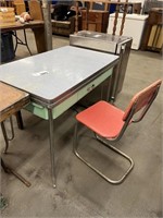 VTG. TABLE WITH SIDE THAT FOLD DOWN AND CHAIR