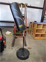 Everlast Punch Bag on Stand