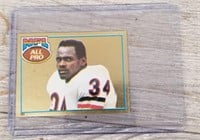 1981 Topps Walter Payton NFL Card