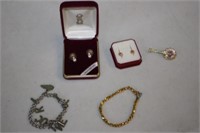Assorted Fashion Jewelery