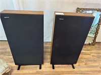 Pair of Boston Acoustics A200 Speakers Wear