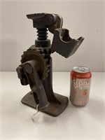 Vintage Cast Iron Ratcheting Automotive Jack