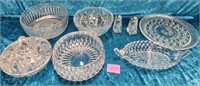 11 - LOT OF VINTAGE GLASSWARE (A195)