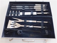 Metal Case Grill Tools Set