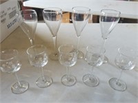 SET OF 9 WINE GLASSES