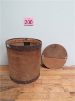 Storage Barrel w/ Lid 15.5" Tall