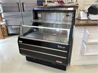 AWESOME PIECE !!!  TURBO AIR OPEN MERCHANDISER