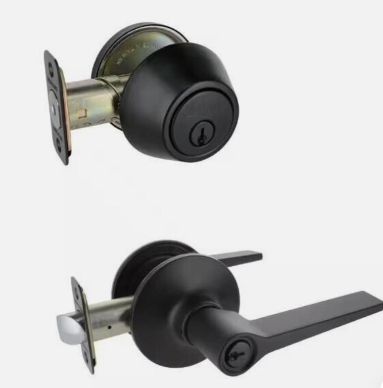 Defiant Freedom Keyed Entry Lever And Deadbolt