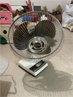 oscallating fan