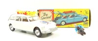 VINTAGE CORGI TOYS CITROEN SAFARI SKI CLUB CAR