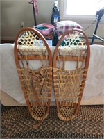 Rawhide Snowshoes. 30in