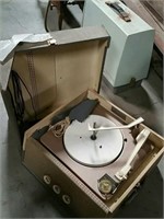 Record player w/case