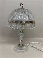 Dangling crystal table lamp