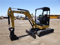 2015 Caterpillar 302.7D CR Hydraulic Excavator