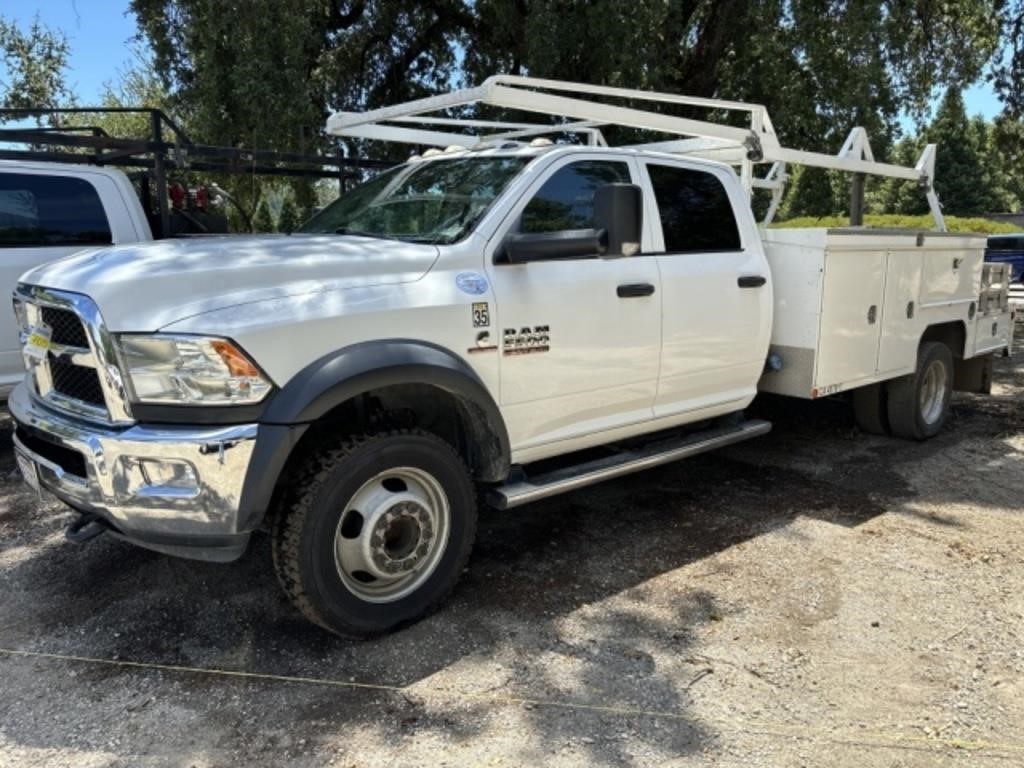 2017 Dodge Ram 5500 4x4 Service Truck