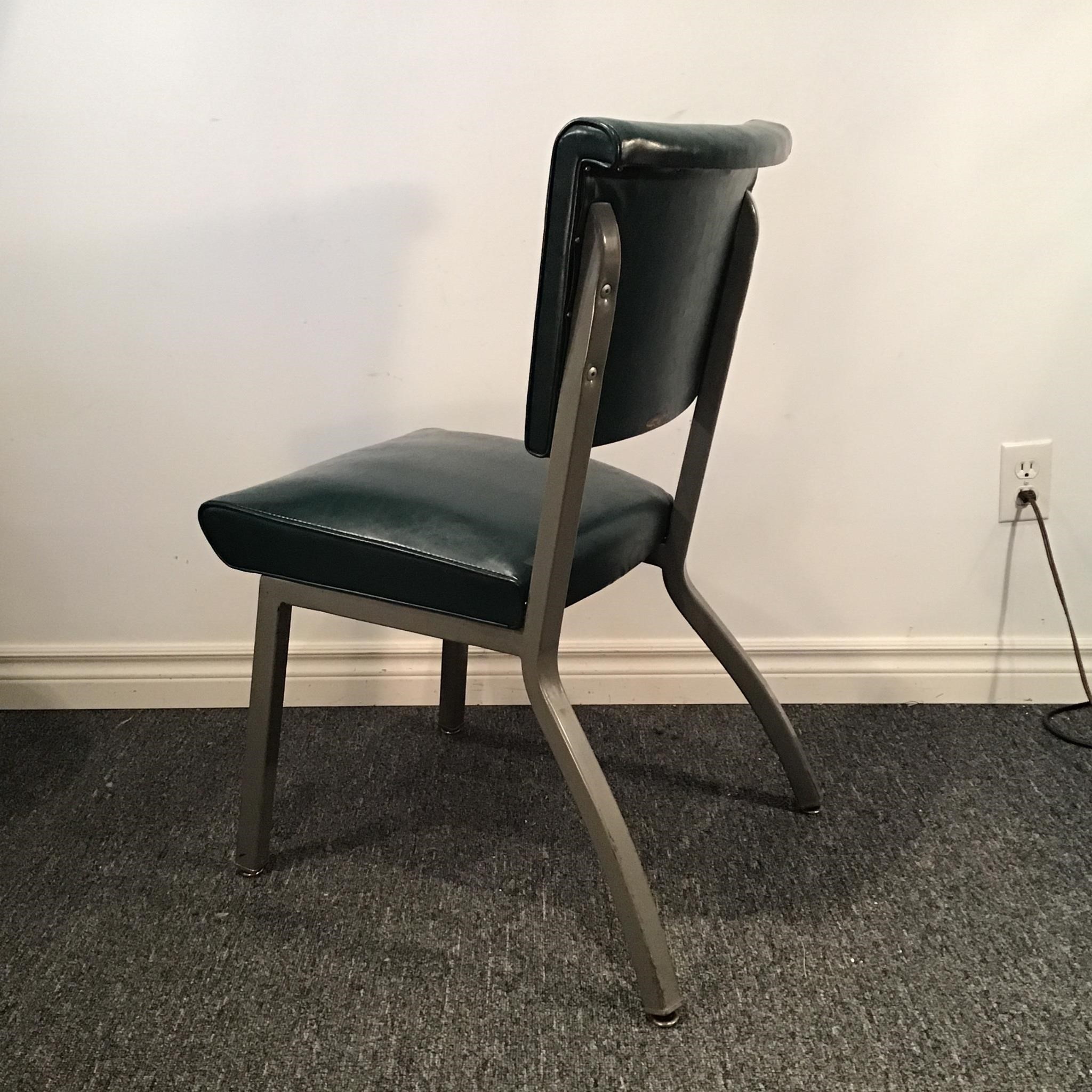 VINTAGE LEATHER OFFICE CHAIR