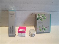 LOT ASSORTED COSMETICS