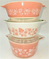 3 Pyrex Gooseberry Pink Bowls & 2 Lids