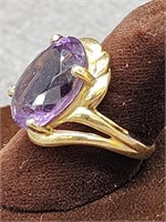 14k gold ring with Amethyst color stone.   Look