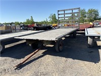 22‘ Wood Hay Wagon