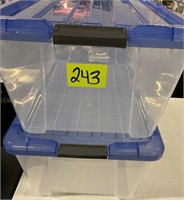 2-Clear totes