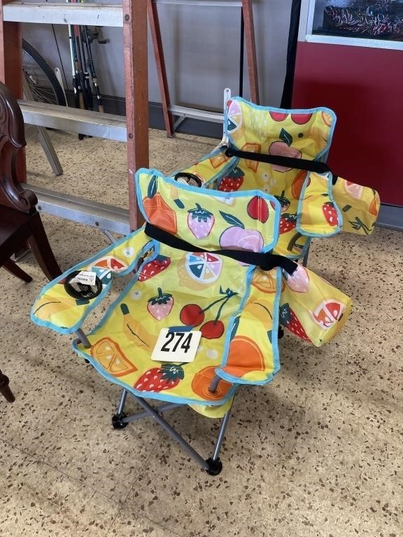 PAIR OF JUNIOR COLLAPSIBLE CHAIRS W/BAGS