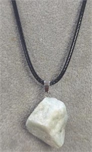 Stone pendant with leather necklace