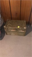 Military style footlocker trunk chest