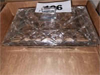 GLASS DIAMOND PATTERN CIGARETTE BOX