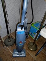 vacuum-hard floor cleaner