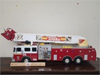 Large Vintage Tonka Fire Truck w/ Moveable Parts