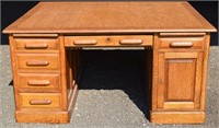 Tiger oak partners desk, 60x47x29"h; as is