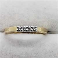 $2000 14K  Diamond(0.12ct) 2.60 Grams Ring