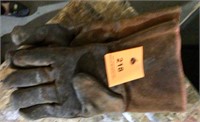 welding gloves leather used