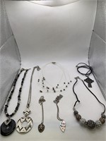 NECKLACE LOT OF 7-SOME SIGNED