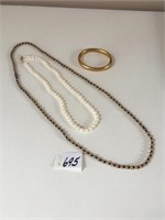 PEARL NECKLACE BRUSHED GOLD FINISH MONOGRAMMED