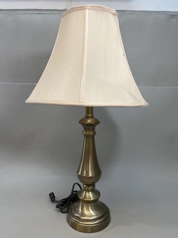 Vtg Brass Lamp with silk shade