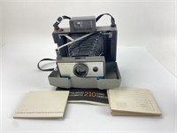 Polaroid Model 210 Land Camera