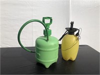 (2) Pump Sprayers